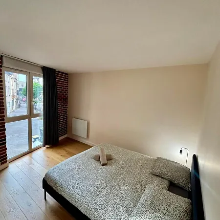 Grand Pour 8 Personnes Proche De Jaude *